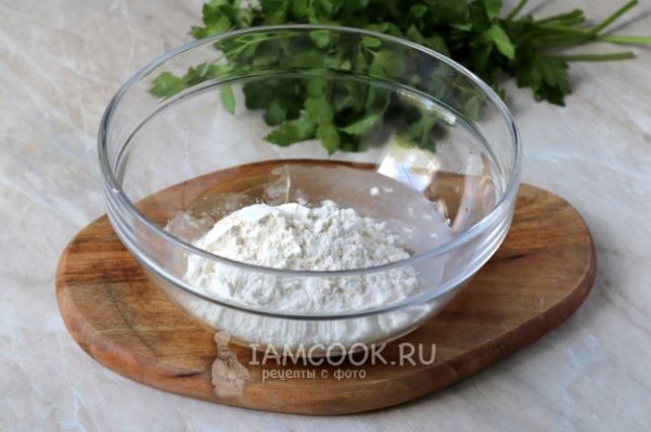 Дагестанские лепешки с сыром и зеленью на сковороде