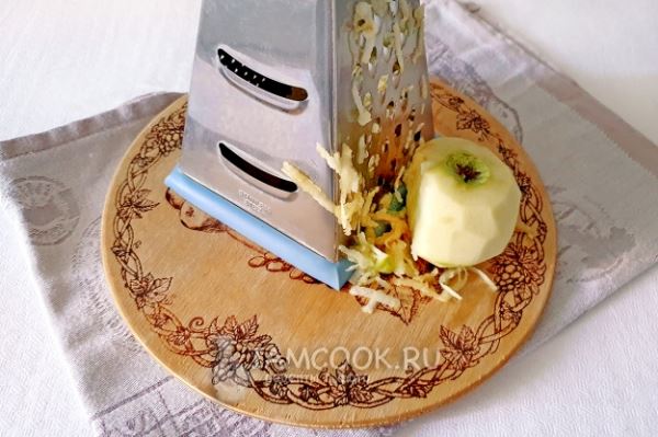 Королевская ватрушка с яблоками и творогом