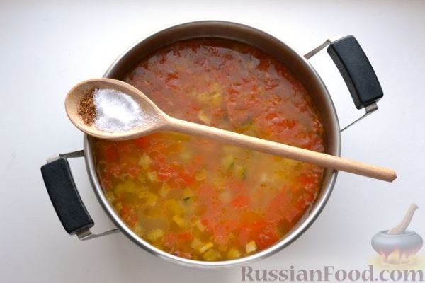 Суп с ветчиной, пшеном, кабачками и сладким перцем